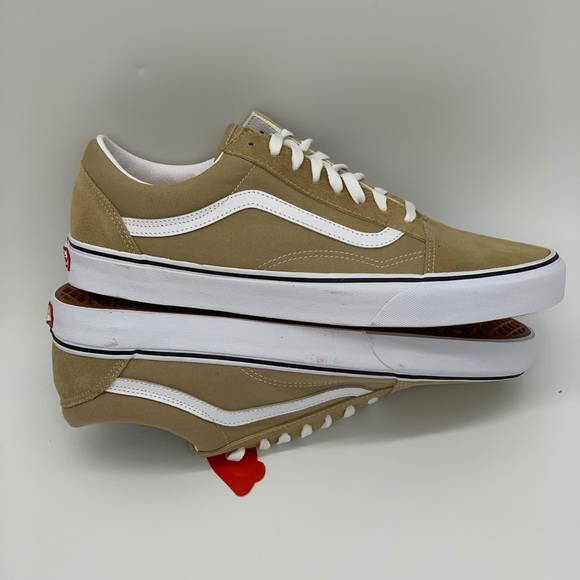 Old SKOOL - Picture 8 of 10